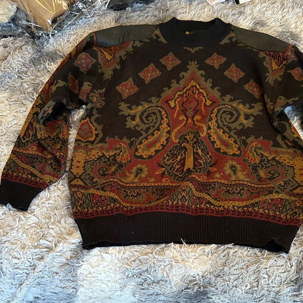 UNISEX Men's Paisley Crewneck Sweater - Black and Brown